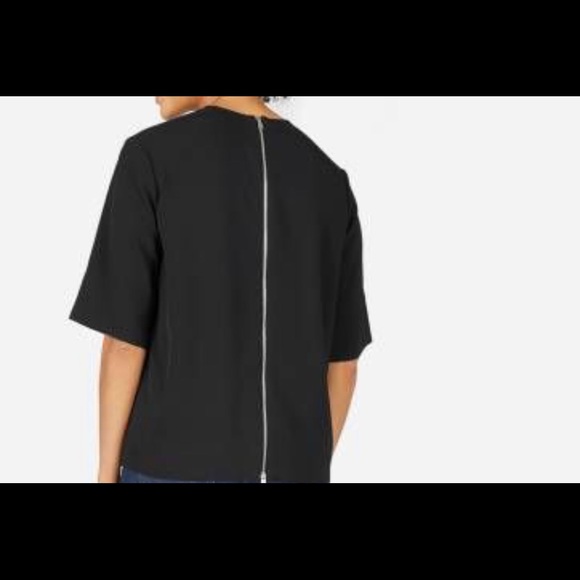 Everlane Tops - Everlane Japanese GoWeave Back Zippered Top